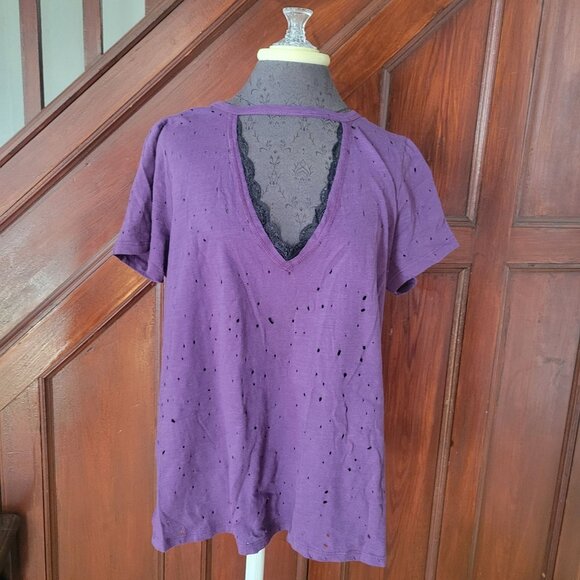 Torrid Distressed Purple Short Sleeve V-Neck T-Shirt With Lace Details 0 Large - Picture 6 of 9